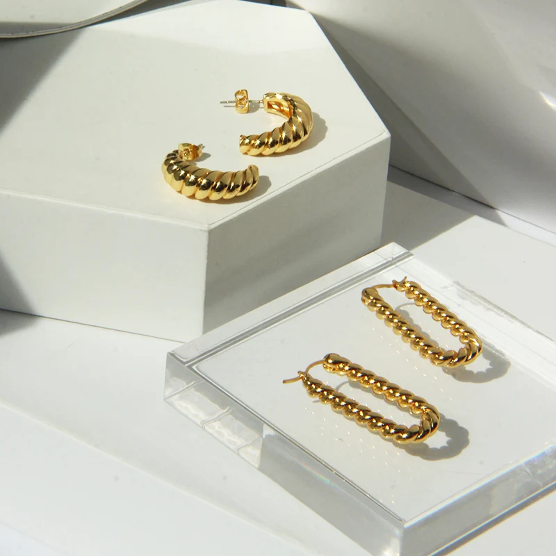 

Brass With 18K Gold Twist U Shape Statement Drop Earrings Punk Party Gown Runway T show Gothic Rare Korean Japan INS Boho Top