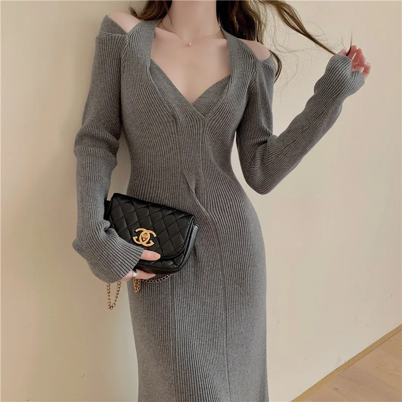 

One-Piece Knitted Sweater Dress Korean Version 2021 New Autumn And Winter Ladies Retro Slim Long-Sleeved Sweater Elegant Dress