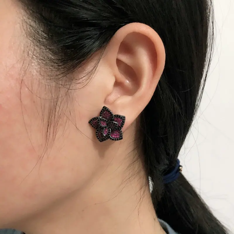 

Bilincolor fashion luxury red and black cz vintage flower stud earring for women