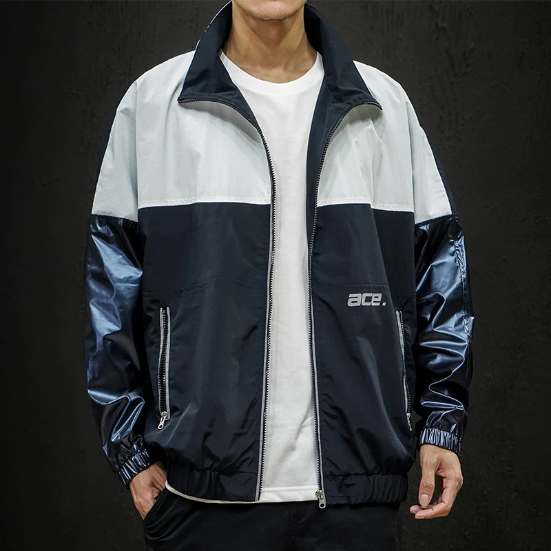 

Fashion Patchwork Jacket Men Shiny Sleeve Stand Collar Letter Printing Bomber Jacket Autumn New Male High Quality Jackets Coat