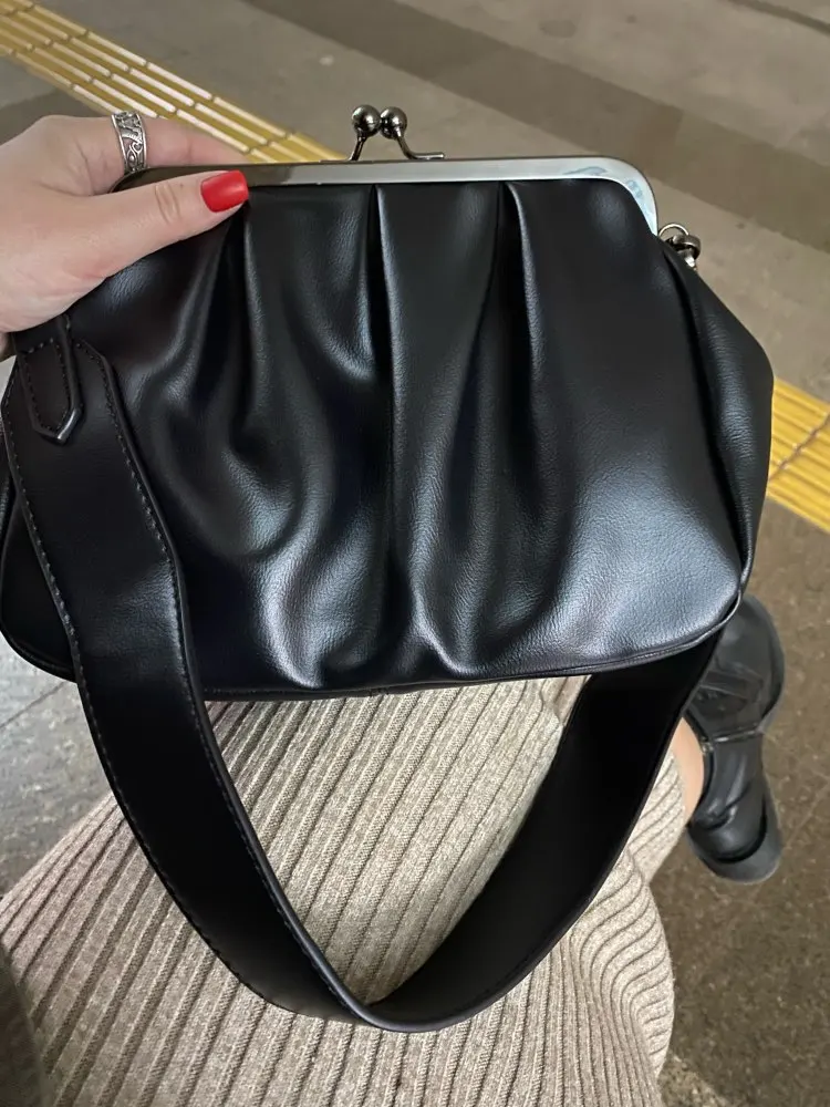 

Women's small bag PU leather vintage ladies handbag cloud brief casual female shoulder Crossbody bag clip bag bolsas clutch bag