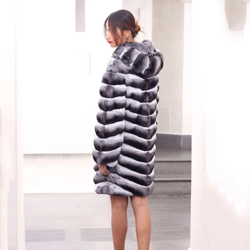 Luxury Women Real Rex Rabbit Fur Coat With Hood Thick Warm Fashion Winter New Chinchilla Color Genuine Rabbit Fur Coats Trendy