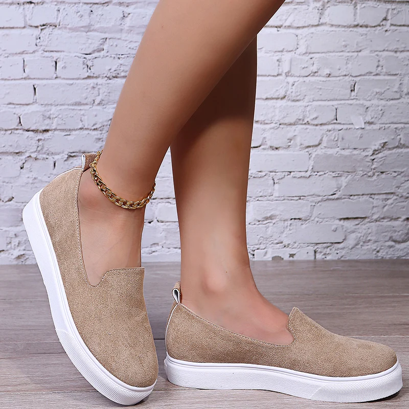 

Fashion Women Solid Color Loafers Woman Slip on Breathable Sneakers Ladies Soft Sole Flat Platform Female Shoes 2021 New