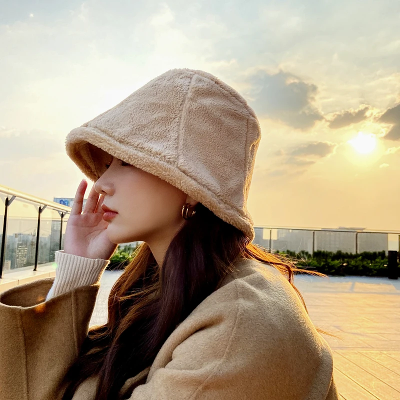 Двухсторонняя из овечьей шерсти для мальчиков золото-линия крышка резьбы