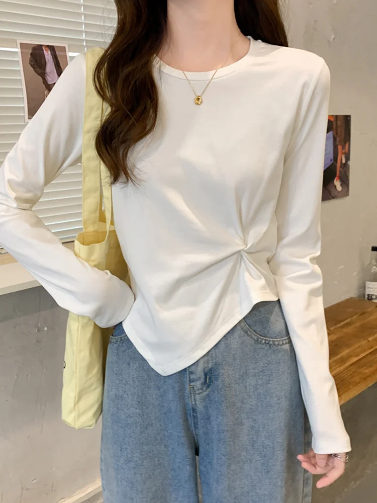 T-shirt 2021 Early Autumn New Women's Clothing Niche Chic Fashion Ins Design Irregular Slim Fitting Long Sleeve Bottomed Top
