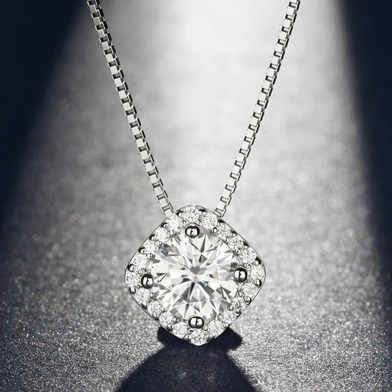 

Real 1 Carat D Color Moissanite Pendant Necklaces For Women 100% 925 Sterling Silver Sparkling Wedding Party Fine Jewelry