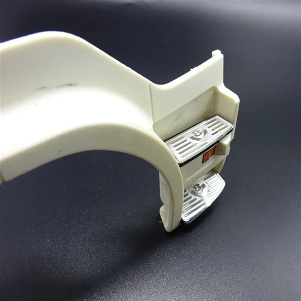 Лист гравирования боковой педали с логотипом V8 патч для 1/14 Tamiya Scania R620 R730