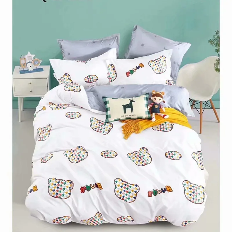 

Комплект постельного белья для детей и взрослых, из 3/4 предметов