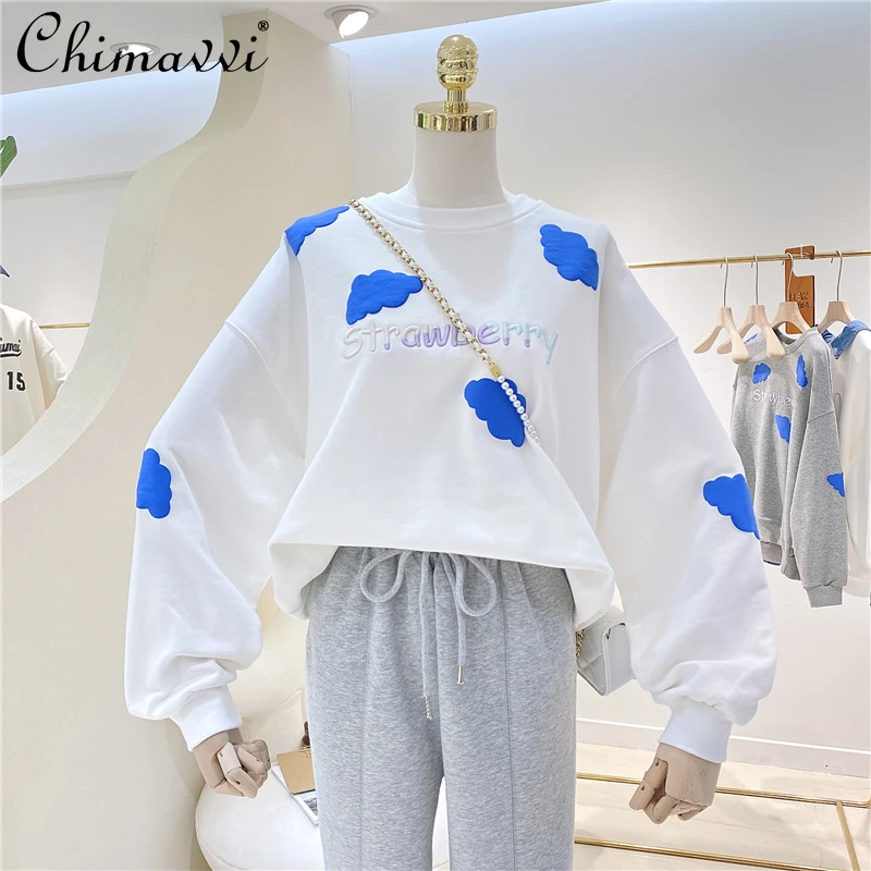 

Свитшот женский с градиентом, Свободный пуловер с вышивкой и круглым вырезом, Белый свитшот с принтом облаков, в Корейском стиле