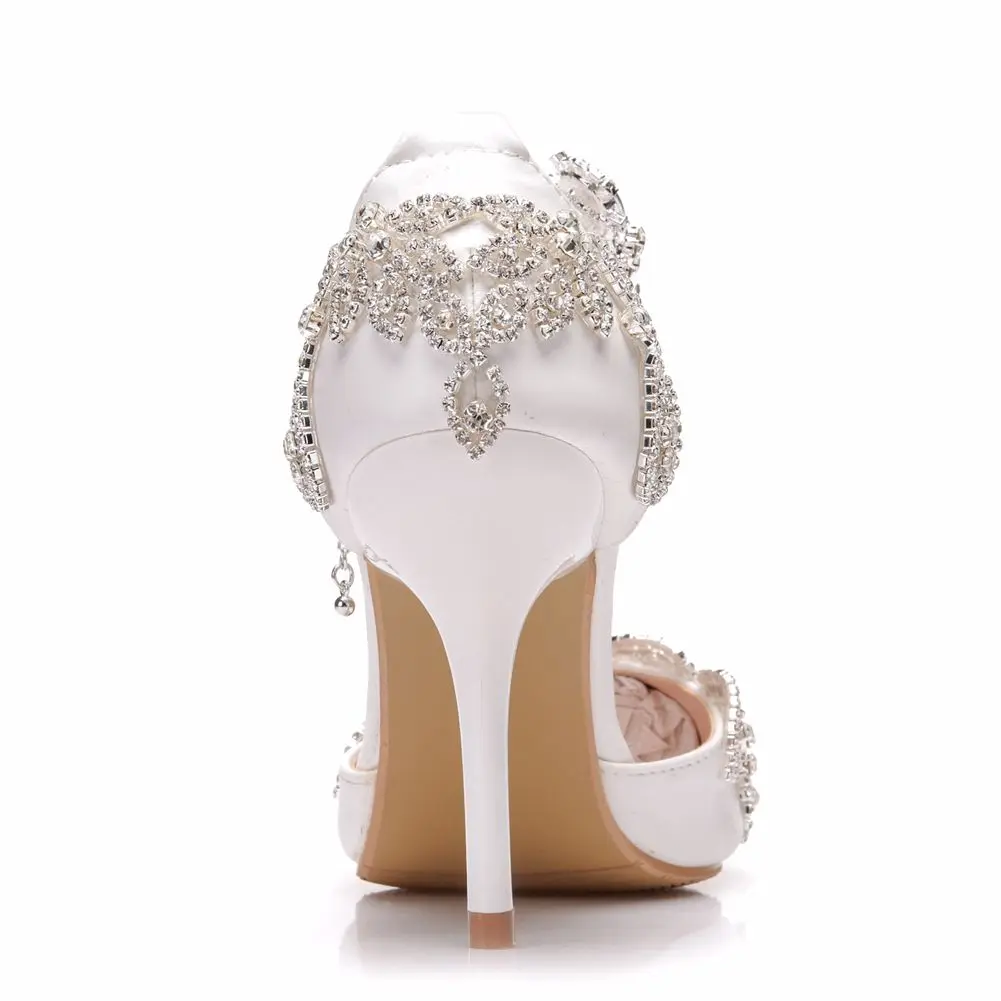 Женские свадебные босоножки украшенные стразами и на высоком каблуке вечерние