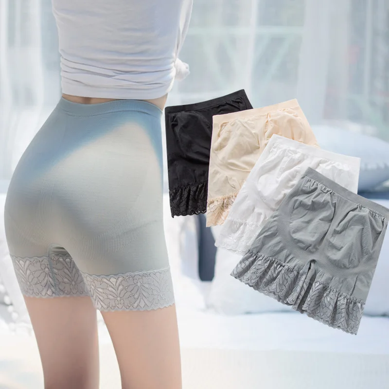 

Woman Summer 2022 Lace Floral Shorts Summer New Ladies Mini Mesh Lace Crochet Flower Tiered Women Short Pants Summer Clothing