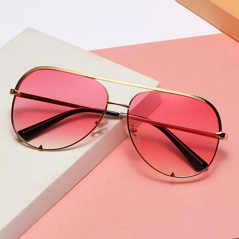 

Woman glasses sun glasses for men 2021 new tide of fashion street snap decoration sunglasses glasses UV400. 6256