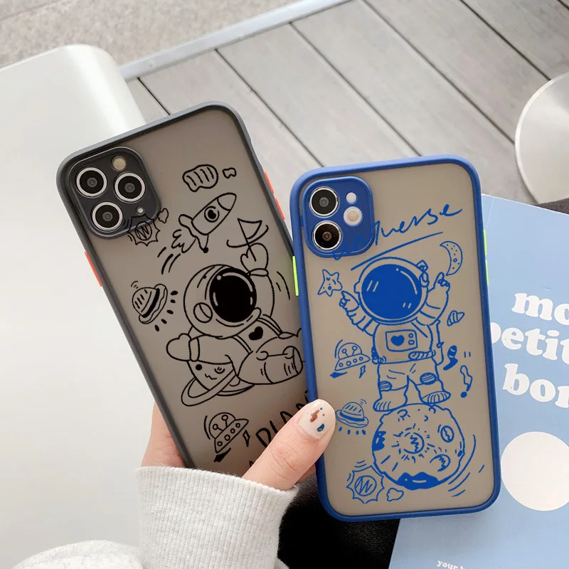 

Astronaut Planet Stars Candy Color Phone Cases For iPhone X XS MAX XR 11 12 Pro Max 6s 7 8 Plus SE 2020 Shockproof Fundas Cover