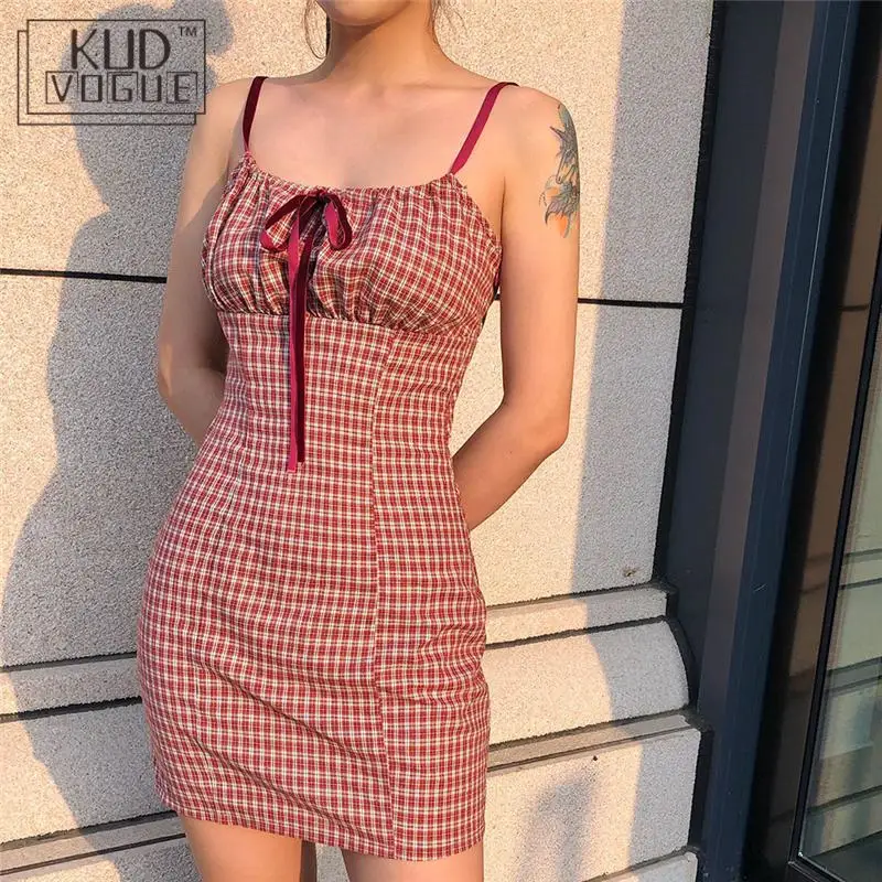 Винтажное клетчатое мини платье женское облегающее летнее на бретелях спагетти
