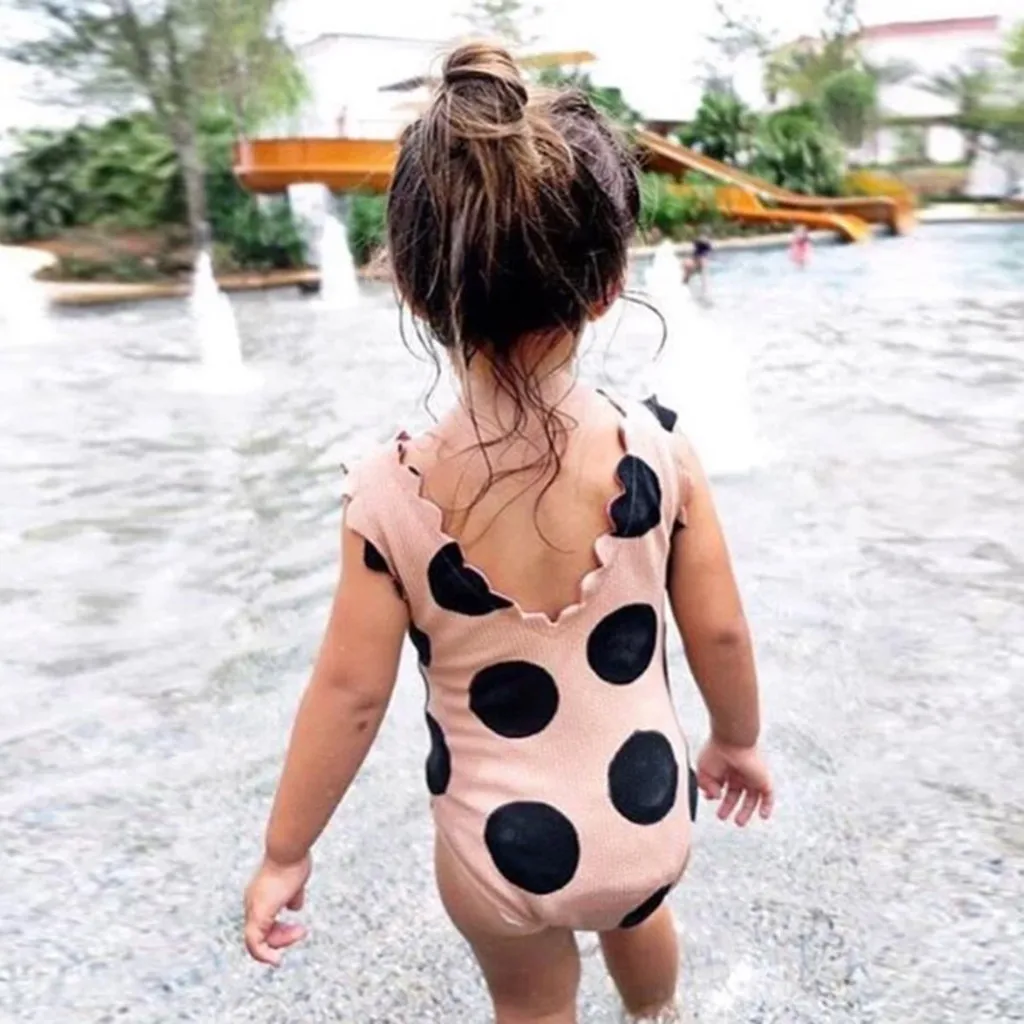 Новинка Купальник в горошек с оборками Купальный костюм Цельный купальник для