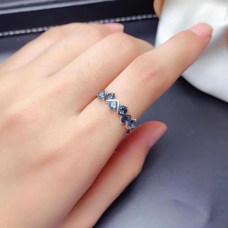 Heartfelt Style Ring Natural London Blue Topaz Ring S925 Sterling Silver Simple Popular Blue Gemstone Jewelry Lady Ring