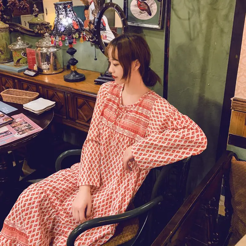 Богемное женское платье свободного кроя с принтом и длинным рукавом ветреное