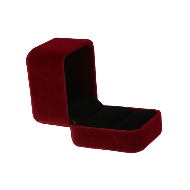

Classic Velvet Engagement Ring Box (Dark Red)