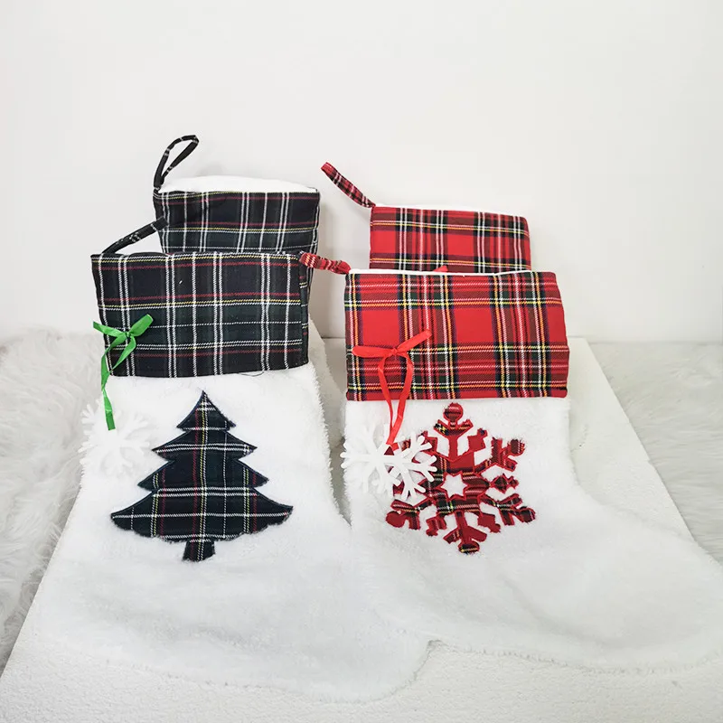 10 unids/lote gato perro pata de calcet&iacute;n de Navidad decoraci&oacute;n del copo de nieve de la huella patr&oacute;n de Navidad medias dulces bolsa de almacenamiento-0