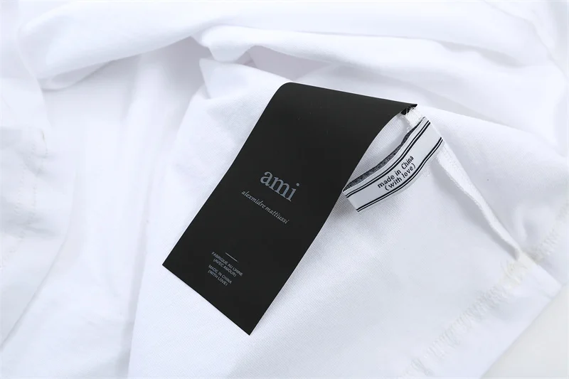

2021 Women Designer Ami Alexandre Mattiussi Love Peach Heart Embroidered Logo Short-sleeved T Shirts Clothing Tshirt for Men