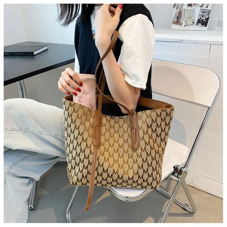 

NEW DESIGN CROSSBODY BAGS FOR WOMAN FASHION SHOULDER
