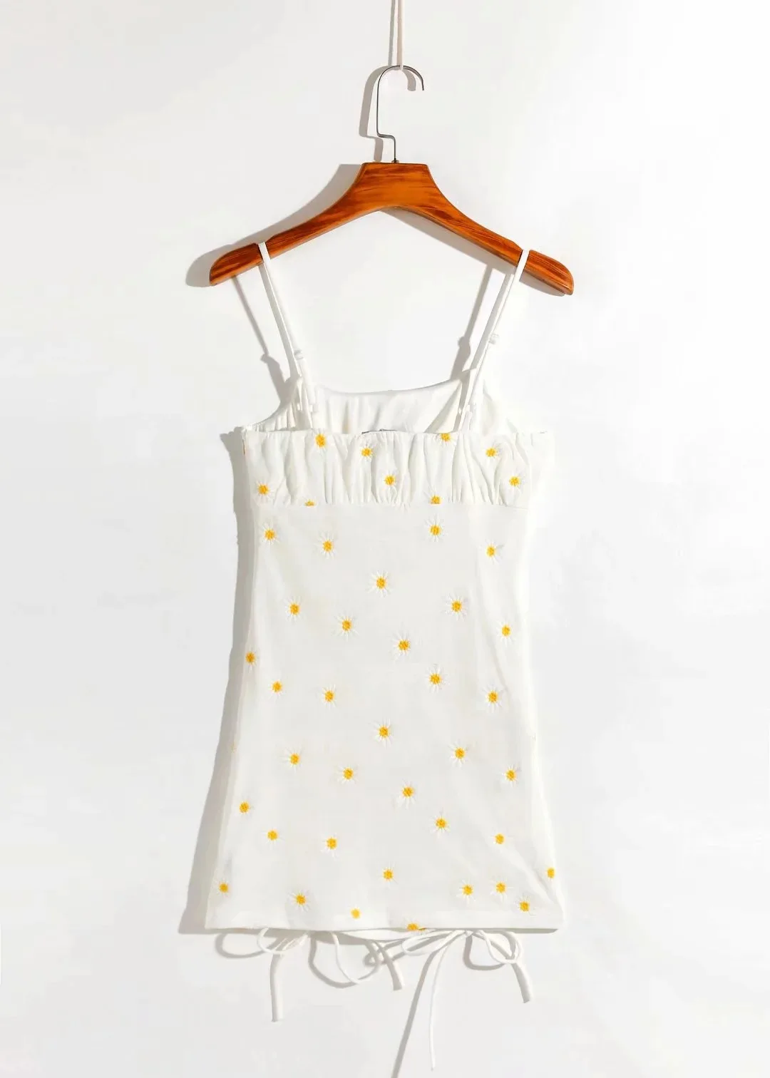 Мини-Сарафан женский с цветочной вышивкой пикантное облегающее праздничное