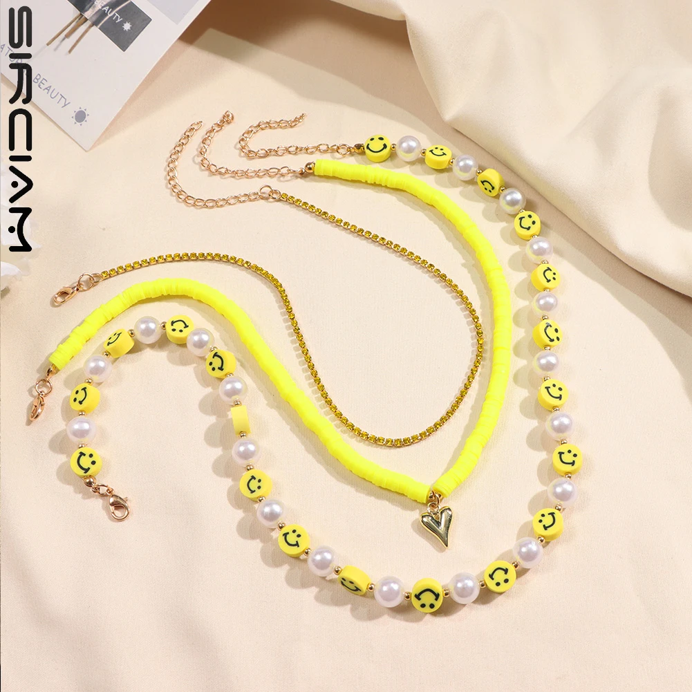 

Retro Yellow Clay Bead Choker Smiley Face Beaded Necklace For Women Heart Pendant Baroque Pearl Crystal Necklace Layered Jewelry