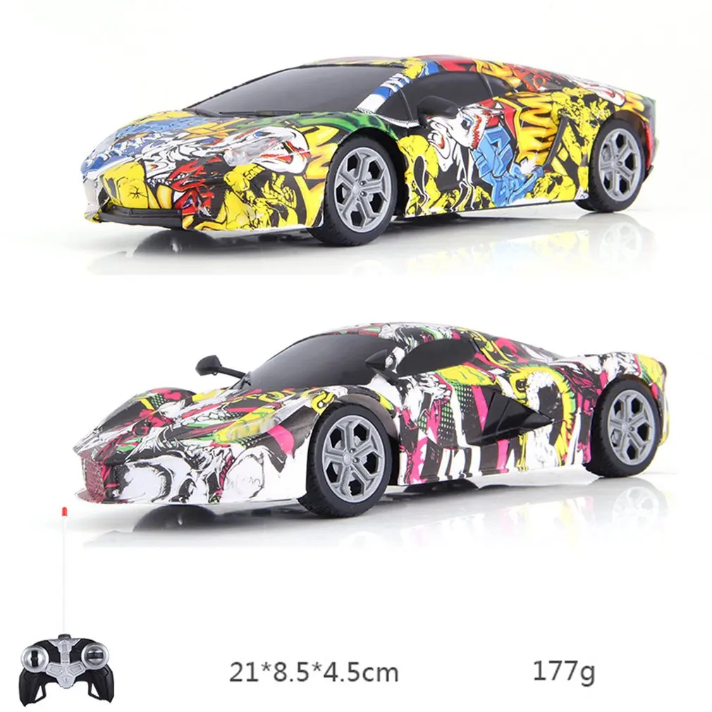 Четырехколесный автомобиль для быстрого дрифта с дистанционным управлением