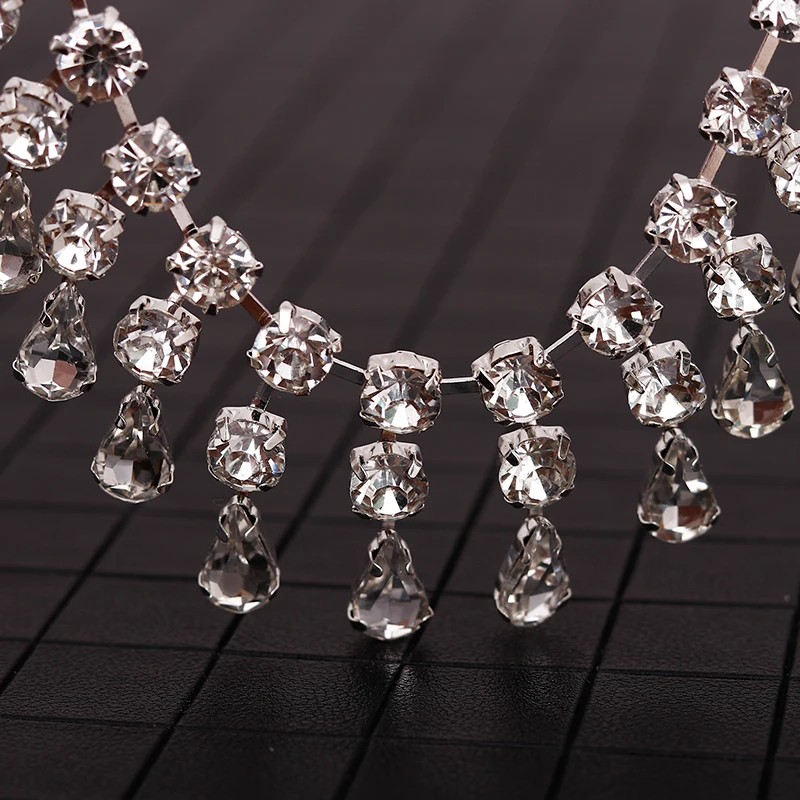 Высококачественная цепочка со стразами и кисточками для свадебного платья