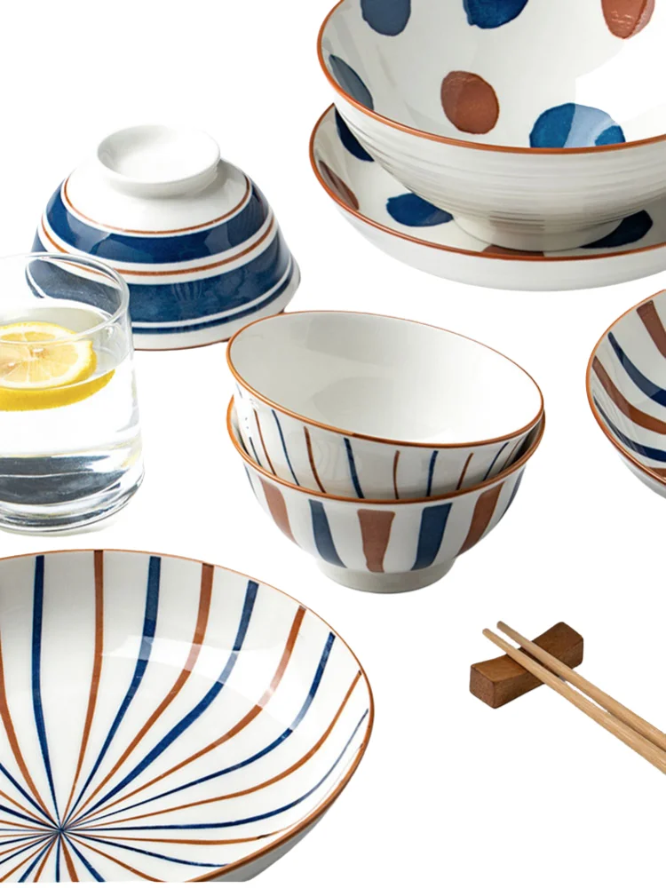 Японские милые столовые тарелки керамические дешевые фарфоровые обеденные