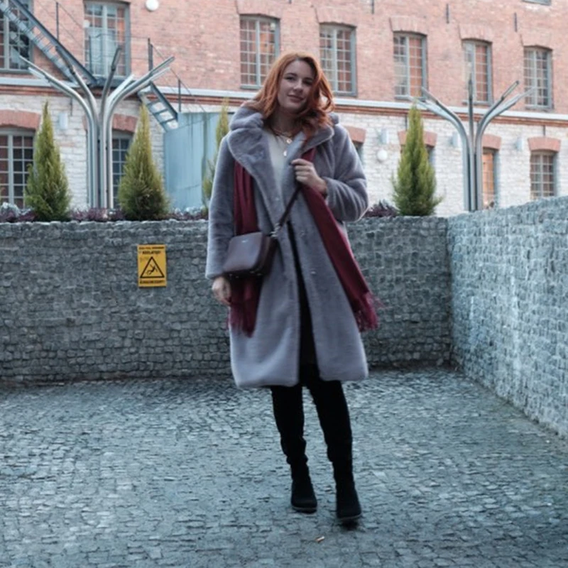 Осенне зимнее пальто пушистое теплое женское с длинным рукавом Меховая куртка