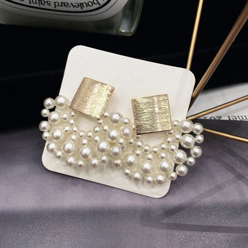 

Women Accessories Hollow Pearl Square Metal Fan-shaped Earrings