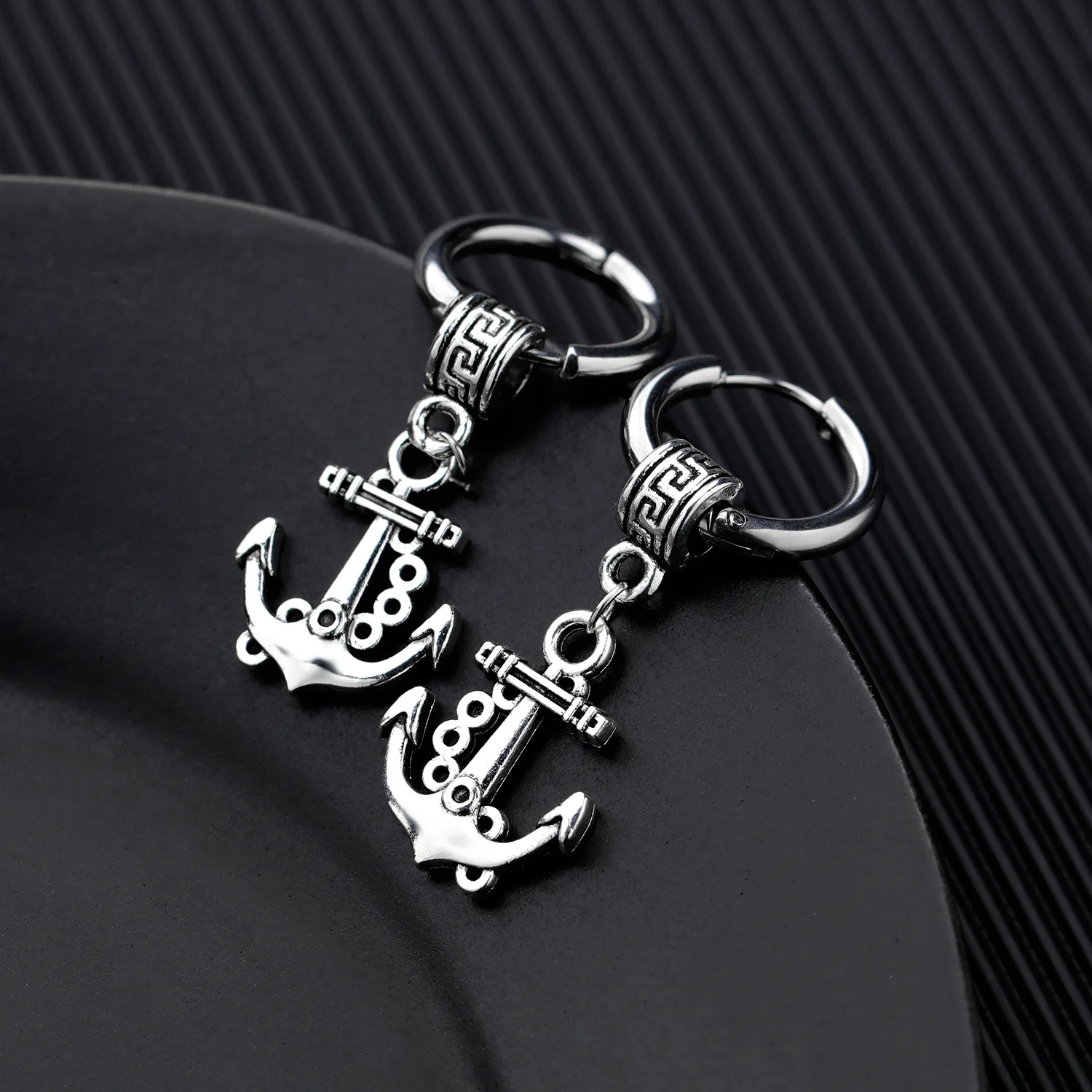 

7G Personality Anchor Stainless Steel Earrings Man Color Retro Eardrop Give A Gift To A Friend Jewelry 2021 Trend