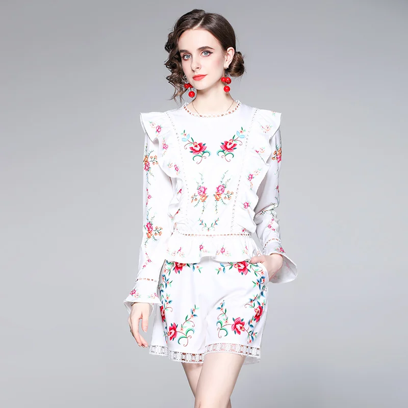 

Merchall 2021 Fashion Runway Shorts Suit Women Ruffle Long sleeve Flower Print Shirt and Slim Mini Shorts 2 Two Piece Set M58276