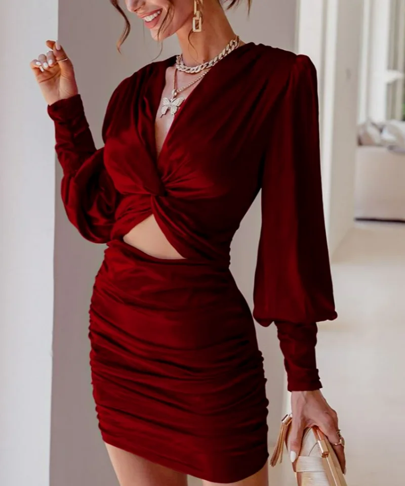 

Sexy Sheath Mini Club Dress 2021 Autumn New Hollow Out Long Sleeves Bodycon Nightclub Dress Deep V Neck Vintage Party Dresses