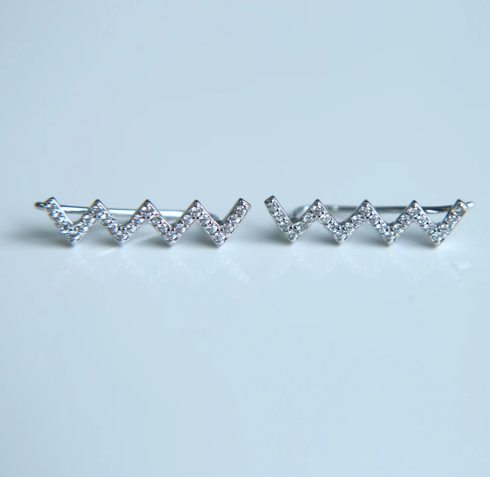 Женские серьги с волнистыми Фианитами серебро 925 пробы | Украшения и аксессуары