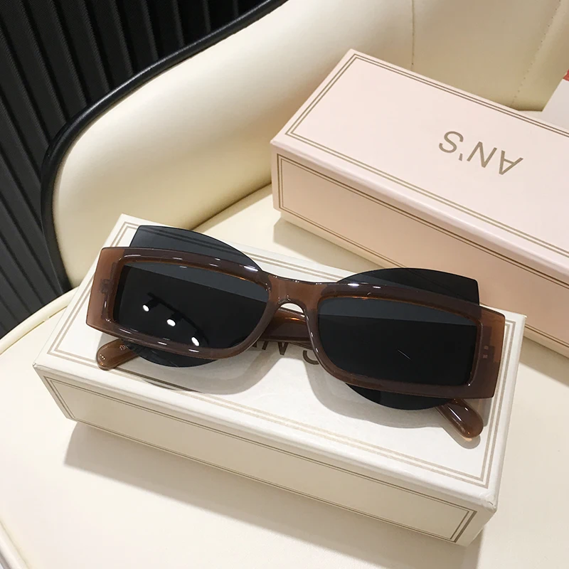 

2019 New Brand Designer Women Sunglasses Oversized Female Fashion Sun glasses For Women Eyewear UV400
