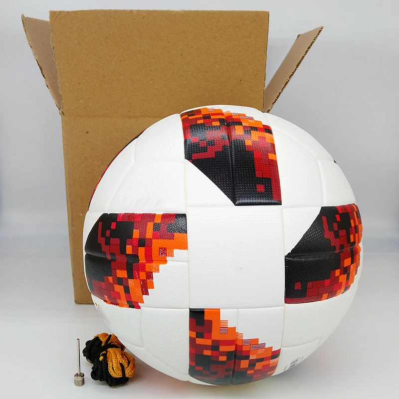 

2021 футбольный мяч для детей и взрослых мячи для тренировки футбольных матчей Размер 5 высококачественный бесшовный командный логотип на за...