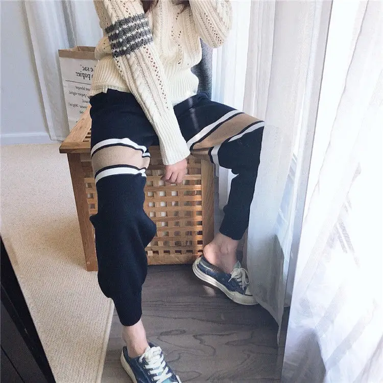 

Korean student pants women's loose and thin autumn winter stripe contrast color knitting leisure wool sports Harlan sports pants