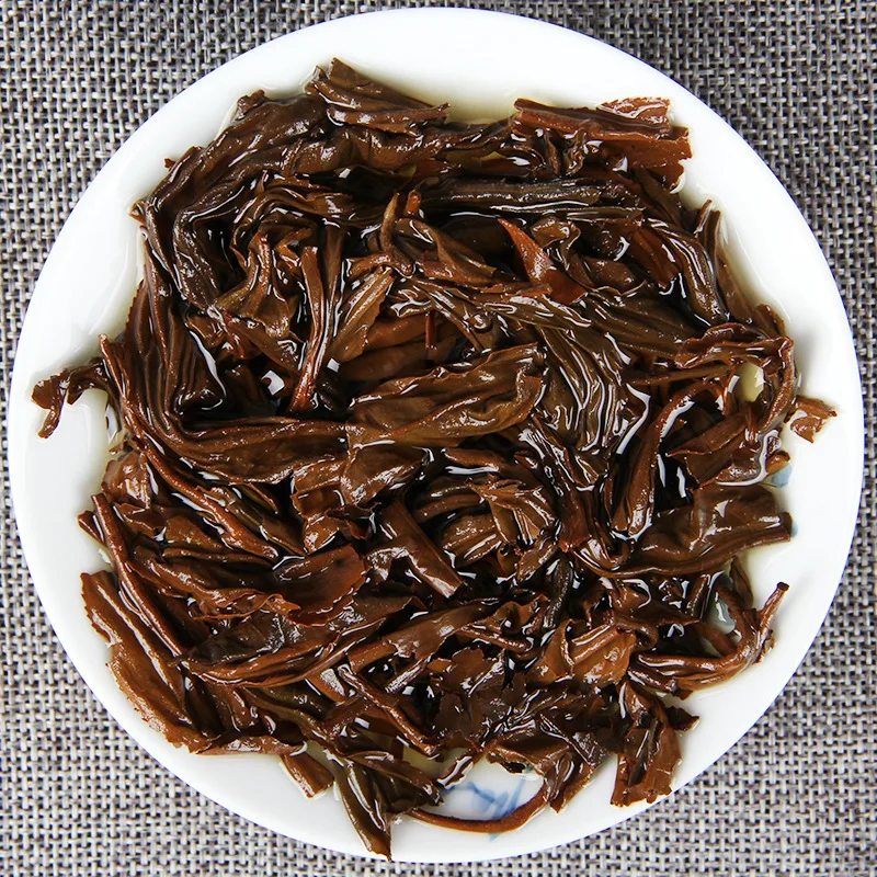 Pastel de t&eacute; rojo Yunnan Old Tree Black chino Dianhong Feng Qing, 2019/2020g, 357-4