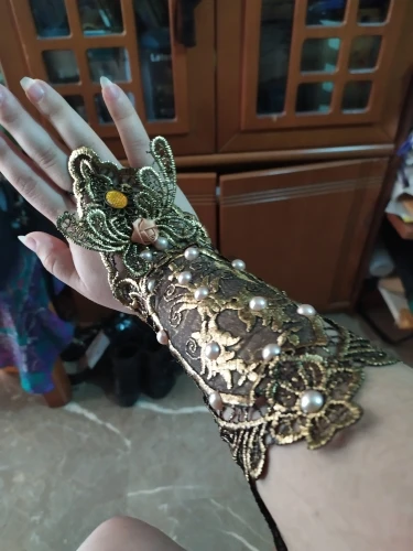 Винтажные готические золотые кружевные перчатки королевы средневековая