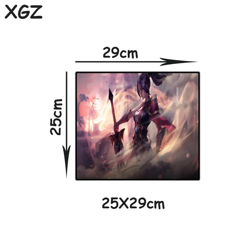 

XGZ Classic Anime Female Swordsman HD Large Gaming Mouse Pad Black Exquisite Lock Edge Custom Computer Desk Mat Non-slip Xxl