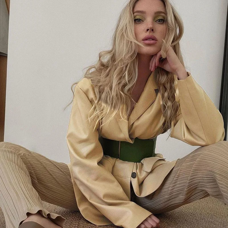 

2021 Autumn and Winter New Women's Long-sleeved Temperament Trend Solid Color Lapel Single-breasted Loose-fitting Glossy Jacket