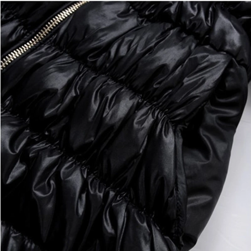 

New Quality Winter Fashion Superior Zipper High-necked Warm Down Jackets Loose Female Pockets White Duck Down Down Jacket C 672