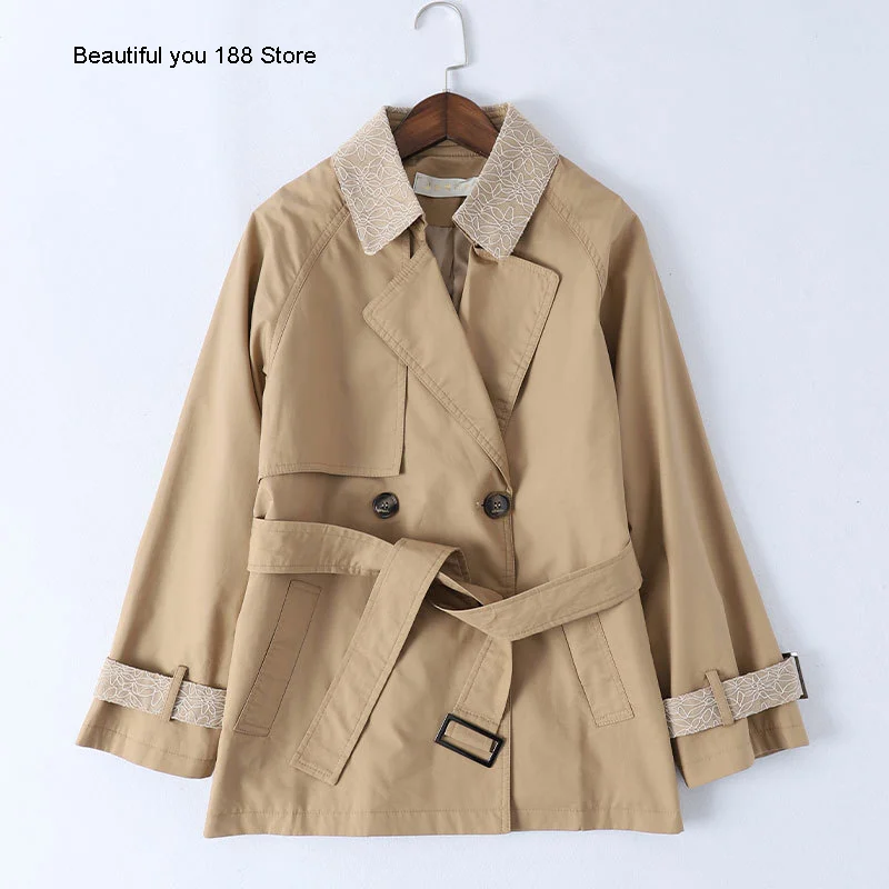 

Высокая-конец средней длины небольшой двубортное пальто с кружевной курткой осень 2020