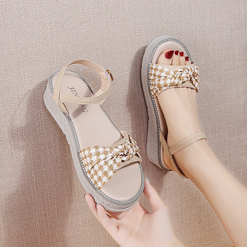 

2021 new fashion and popular ladies fabric bow flat casual sandals 1906