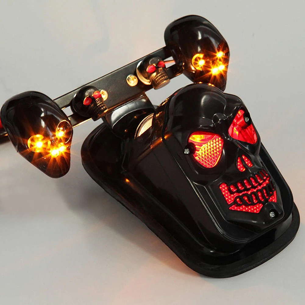 

Chrome Skeleton Style Modified Motorcycle LED Black Skull Taillight with Turn Signal Motorbike Tail Lights Plus Steering Styling