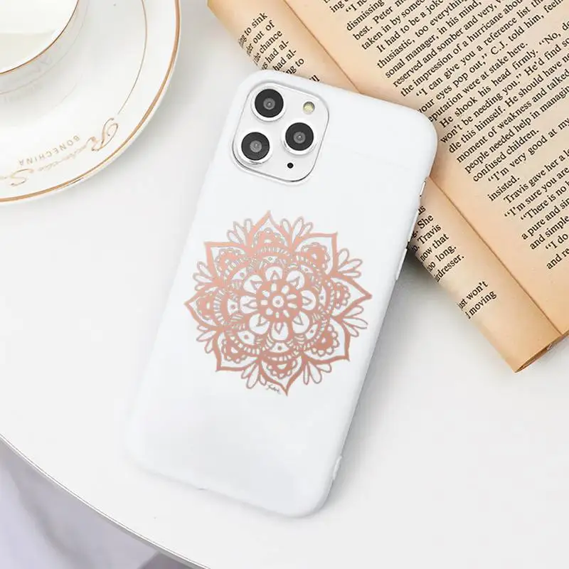 

Retro art Mandala flower pattern Phone Case Candy Color for iPhone 6 7 8 11 12 s mini pro X XS XR MAX Plus