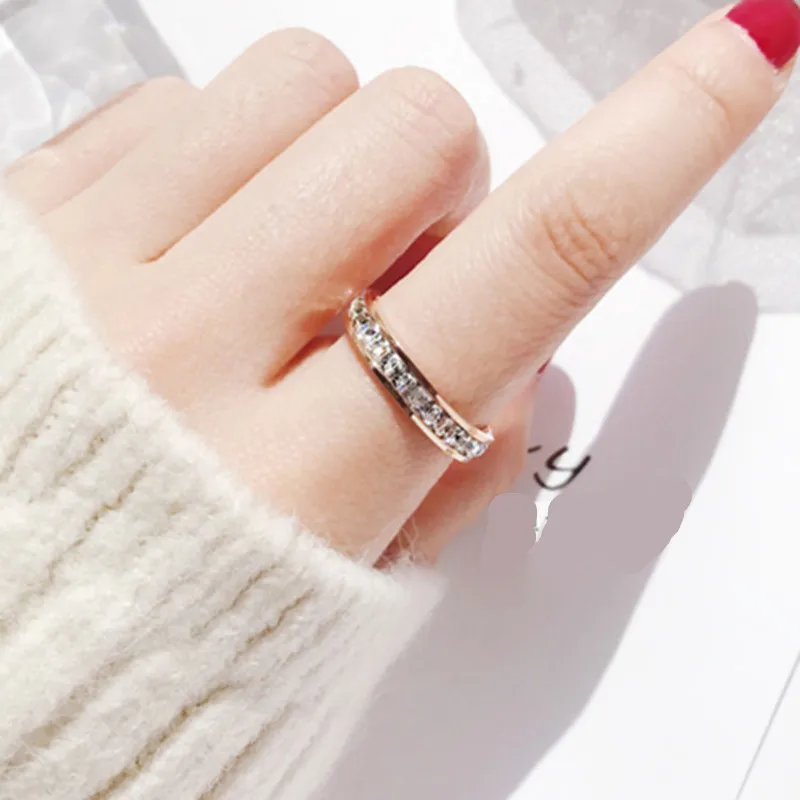 

Simple fashion titanium steel rose gold single row color gold full diamond fashion flash diamond ring female ring