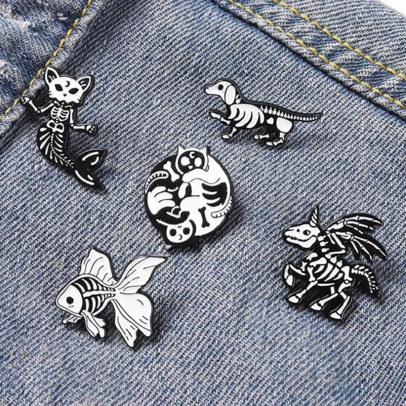 Значок из металлического сплава в виде животного | Украшения и аксессуары